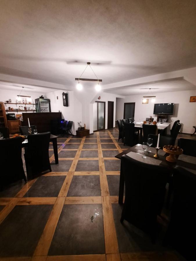 Pensiunea Vinatur Felsőporumbák Kültér fotó