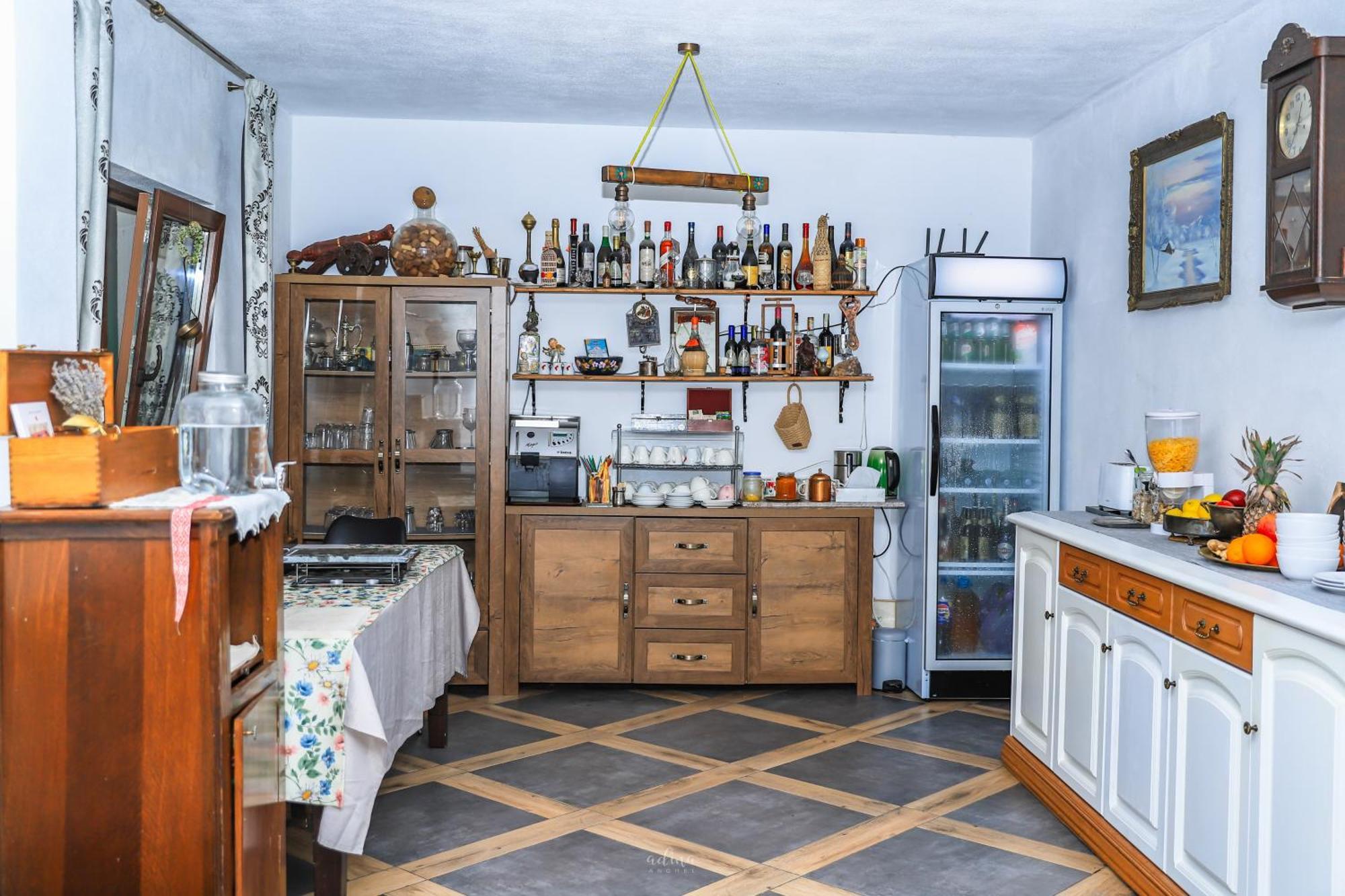 Pensiunea Vinatur Felsőporumbák Kültér fotó